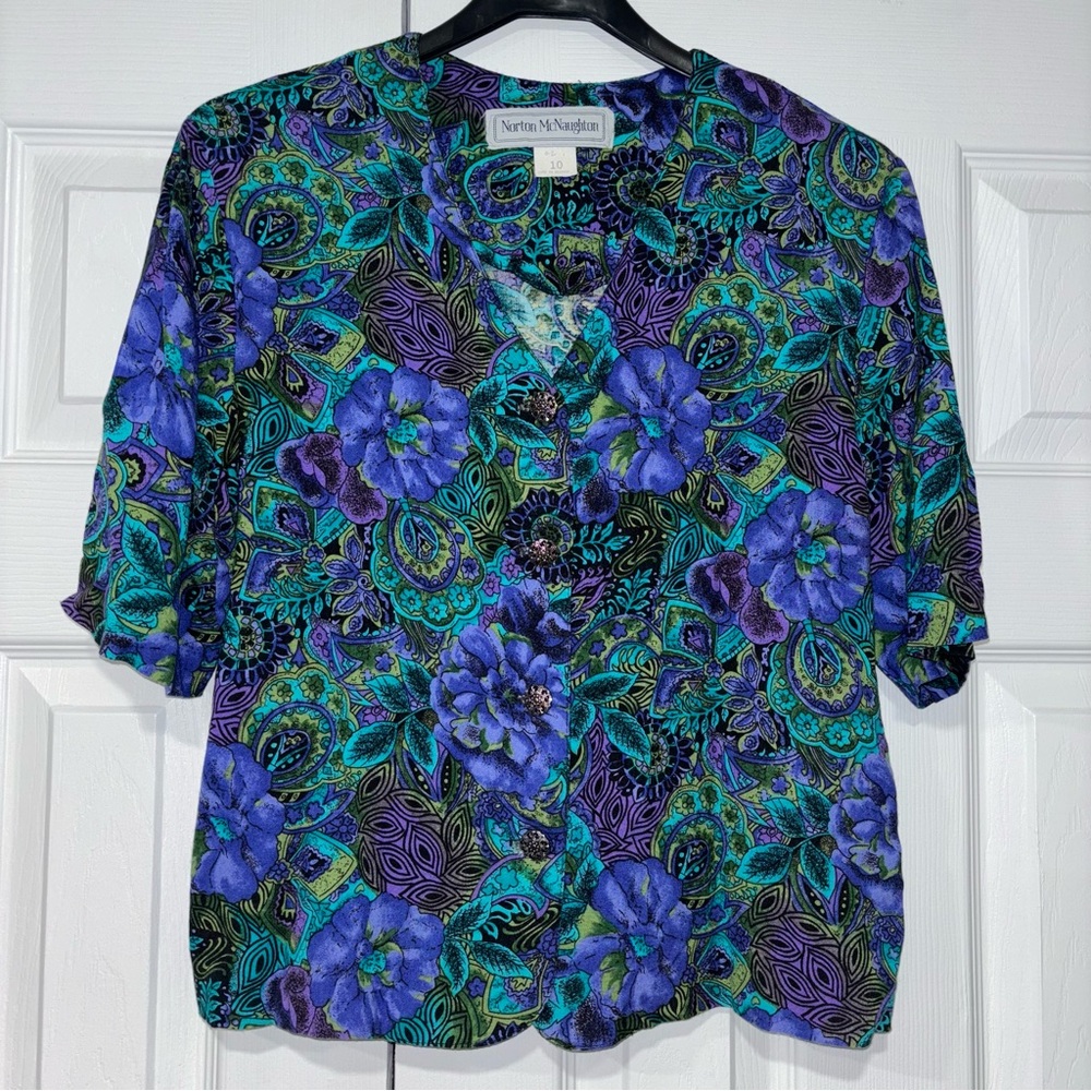 Womens Vintage Norton Mcnaughton Top Size 10 Button closure Short sleeve